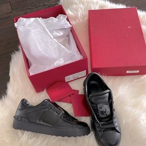 Valentino Garavani shoes, black leather, 35 1/2 size